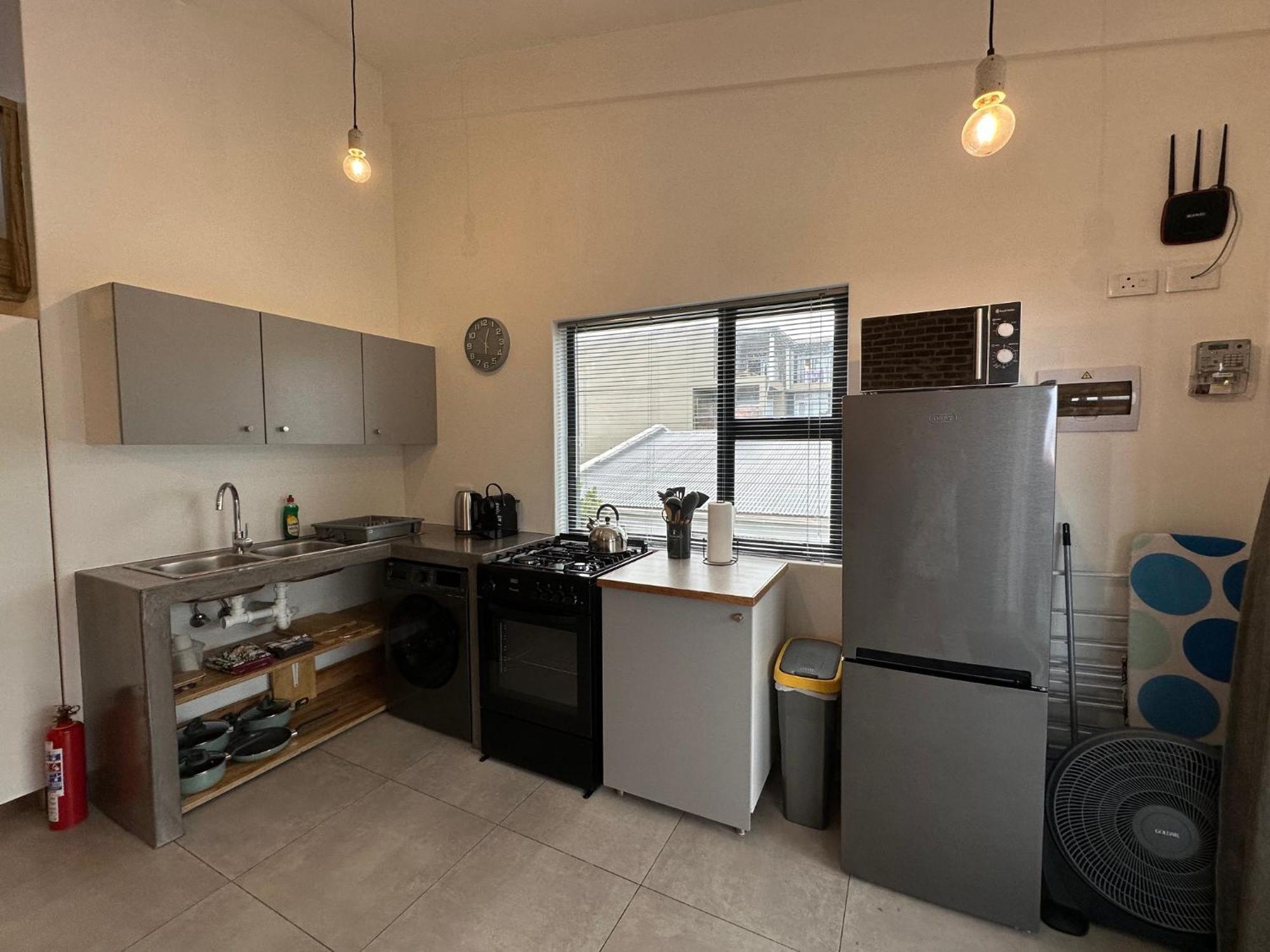 Modern Apartments Downtown プレッテンバーグ・ベイ エクステリア 写真