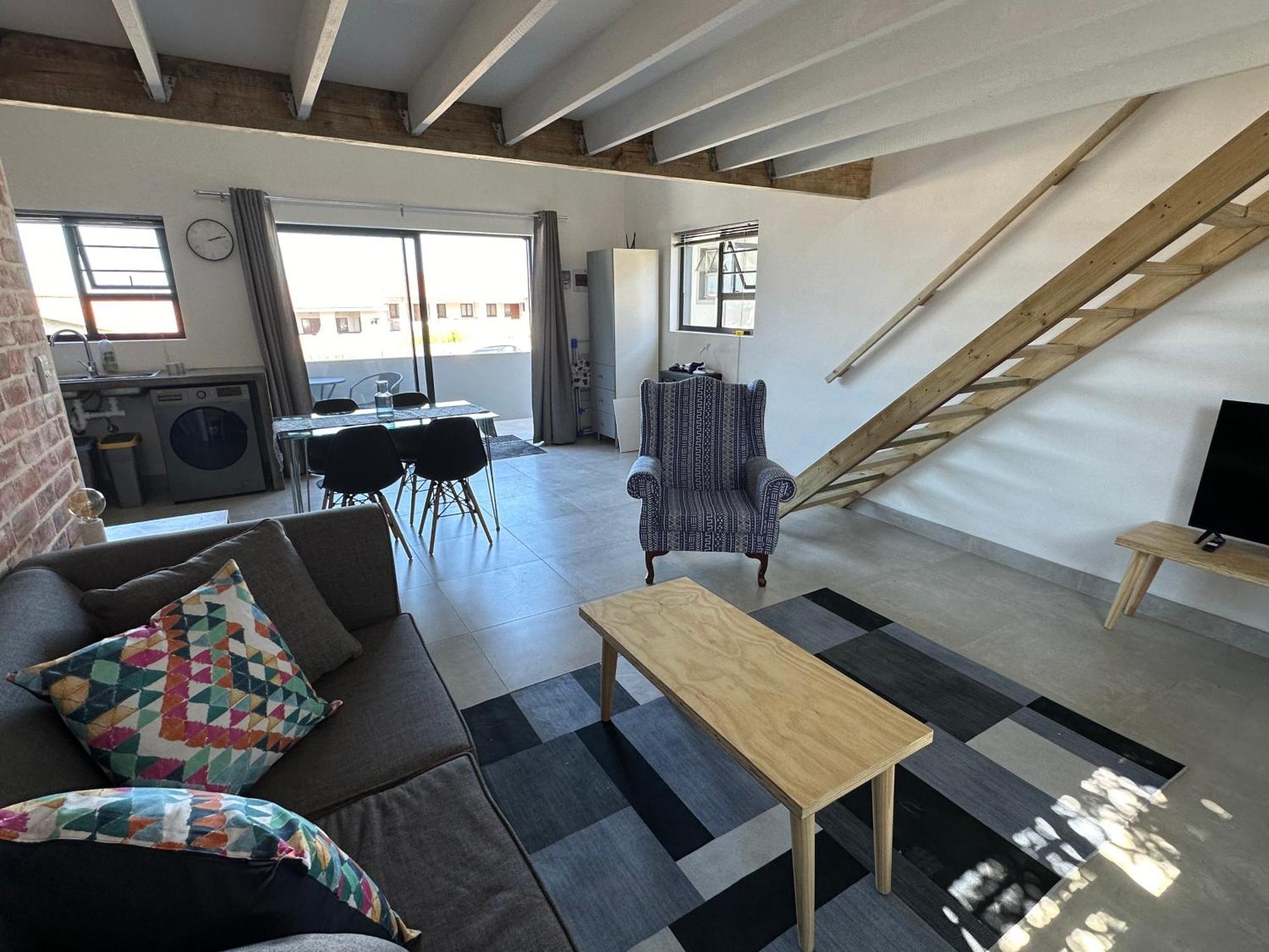 Modern Apartments Downtown プレッテンバーグ・ベイ エクステリア 写真