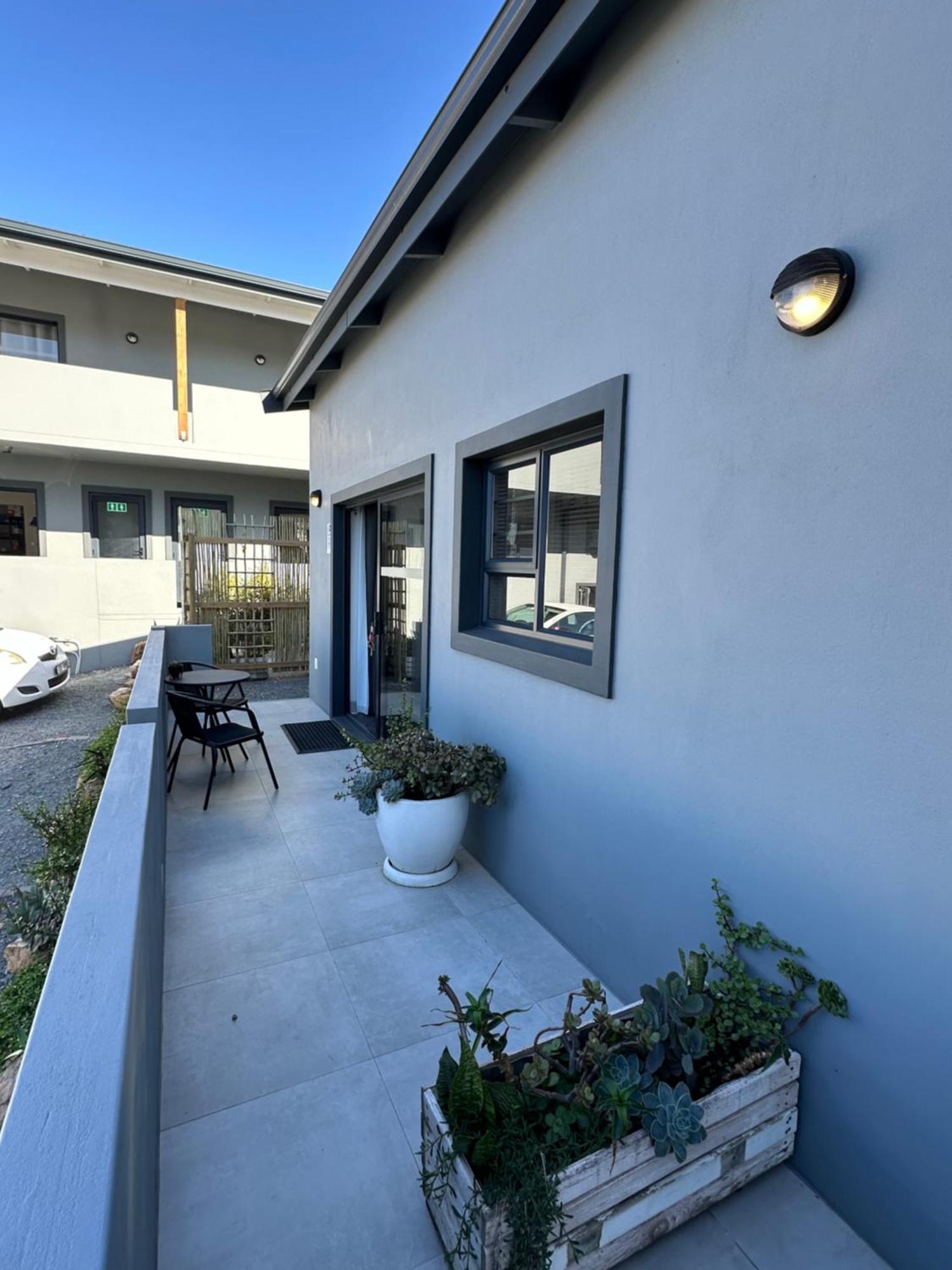 Modern Apartments Downtown プレッテンバーグ・ベイ エクステリア 写真