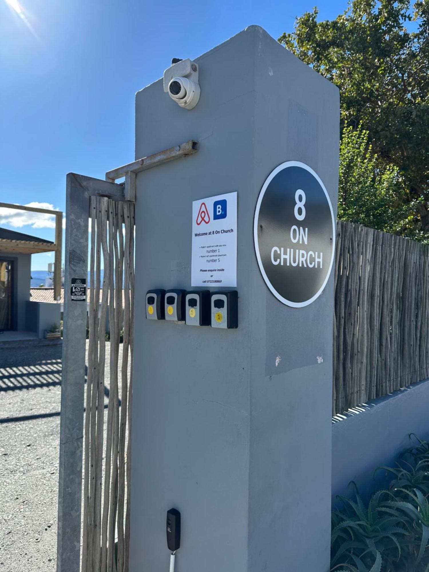 Modern Apartments Downtown プレッテンバーグ・ベイ エクステリア 写真